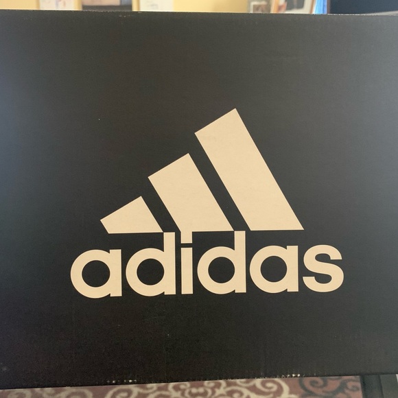 D Rose 773 2020 'White Vivid Red.' - Picture 5 of 8